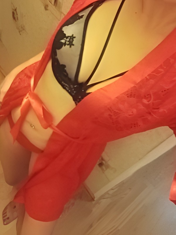 Кира привлекательная девушка из Сергиева посада цена от 4000 руб