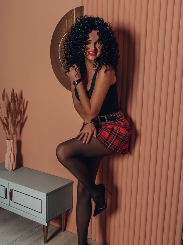 🎥 Людмила привлекательная девушка из Сергиева посада цена от 3500 руб